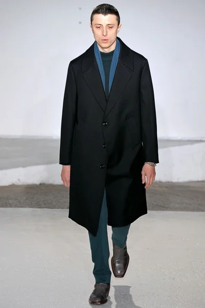 Look 4
